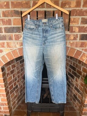 Everlane The rigid way high Jean in light wash size 28 regular